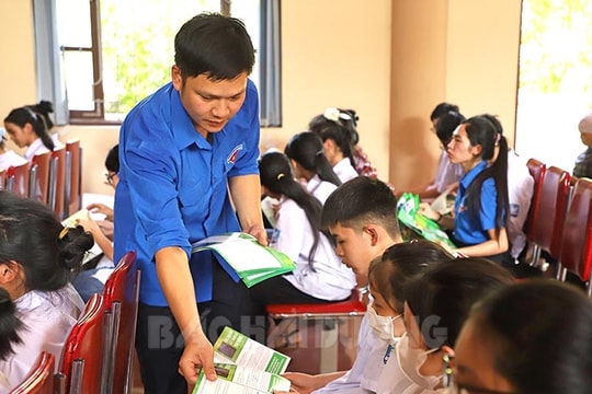 [Audio] Xung kích phòng chống tác hại của thuốc lá